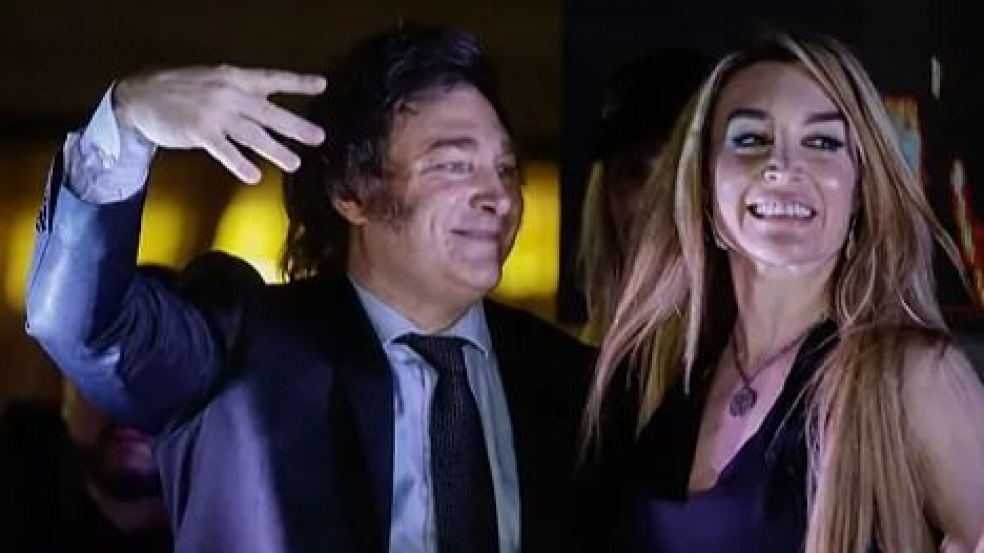 La escapada amorosa de Milei en medio de la crisis y el debate parlamentario